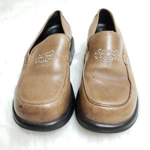 Brown New Embroidered Toe Soft Leather Wedges Size 39